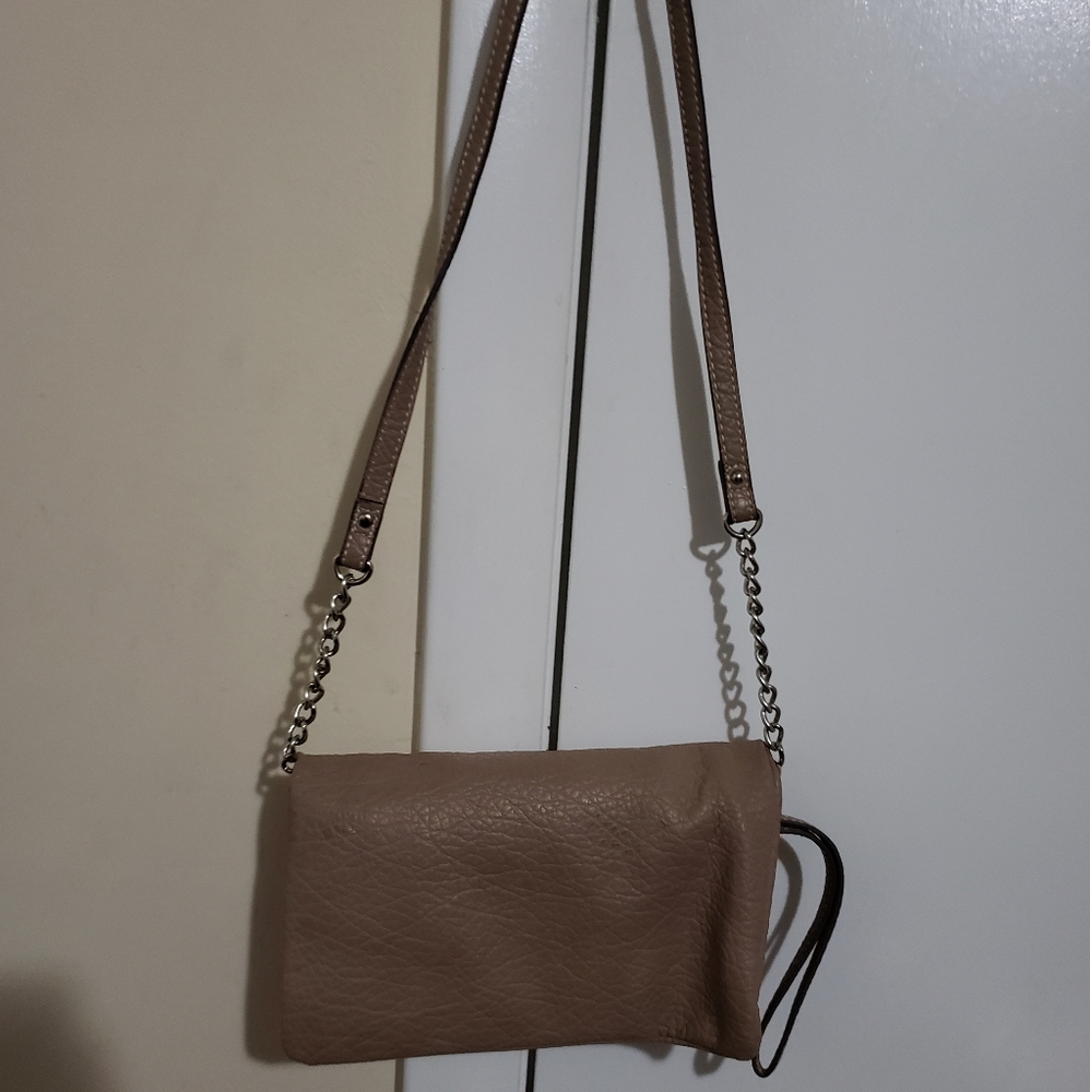 Convertible flap crossbody purse